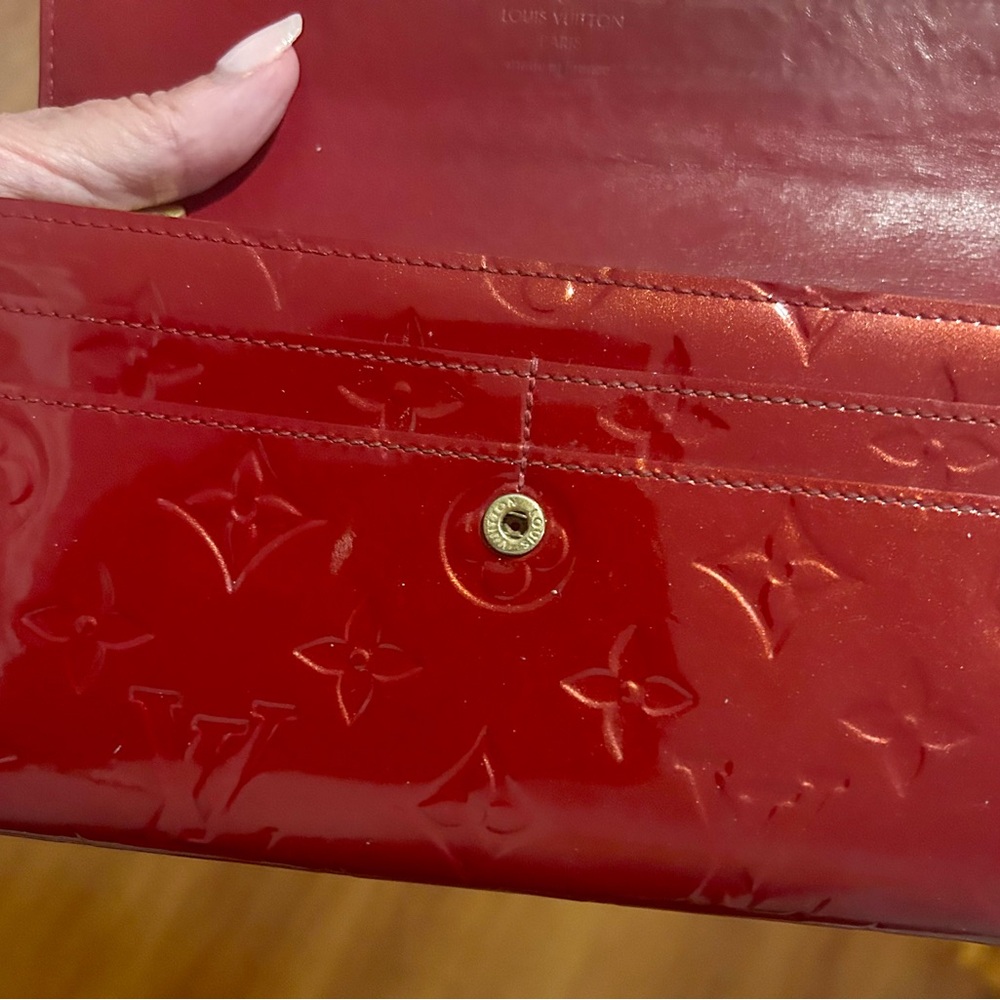 ✨ Louis Vuitton Vernis Sarah Wallet – Red Patent Leather ✨ - Picture 13 of 13